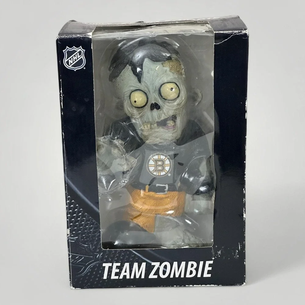 Boston Bruins Zombie Figure 8 Inch NHL Hockey‎ Collectible Halloween Decor w Box